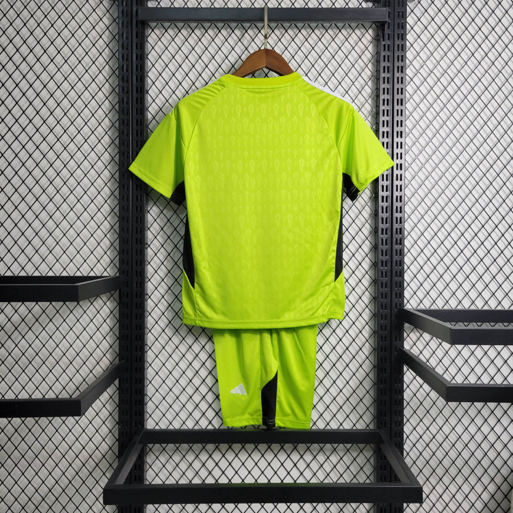 Kit Real Madrid Goleiro 2023 - Infantil