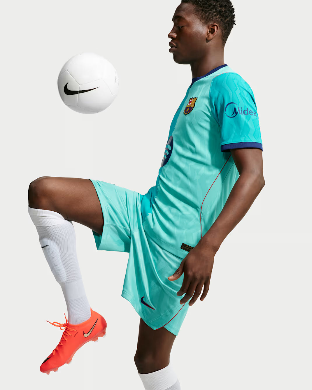 Camisa Real Madrid III - 2026/27 Manga Longa