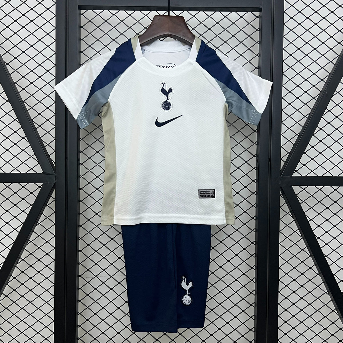Kit Infantil Tottenham - 2025/26