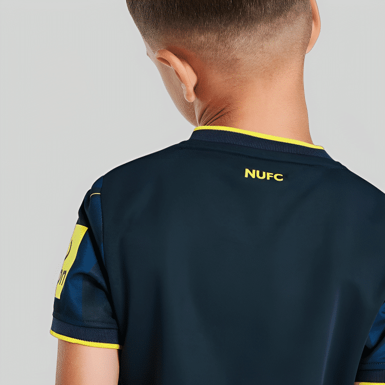 Kit Newcastle United III 2023 - Infantil