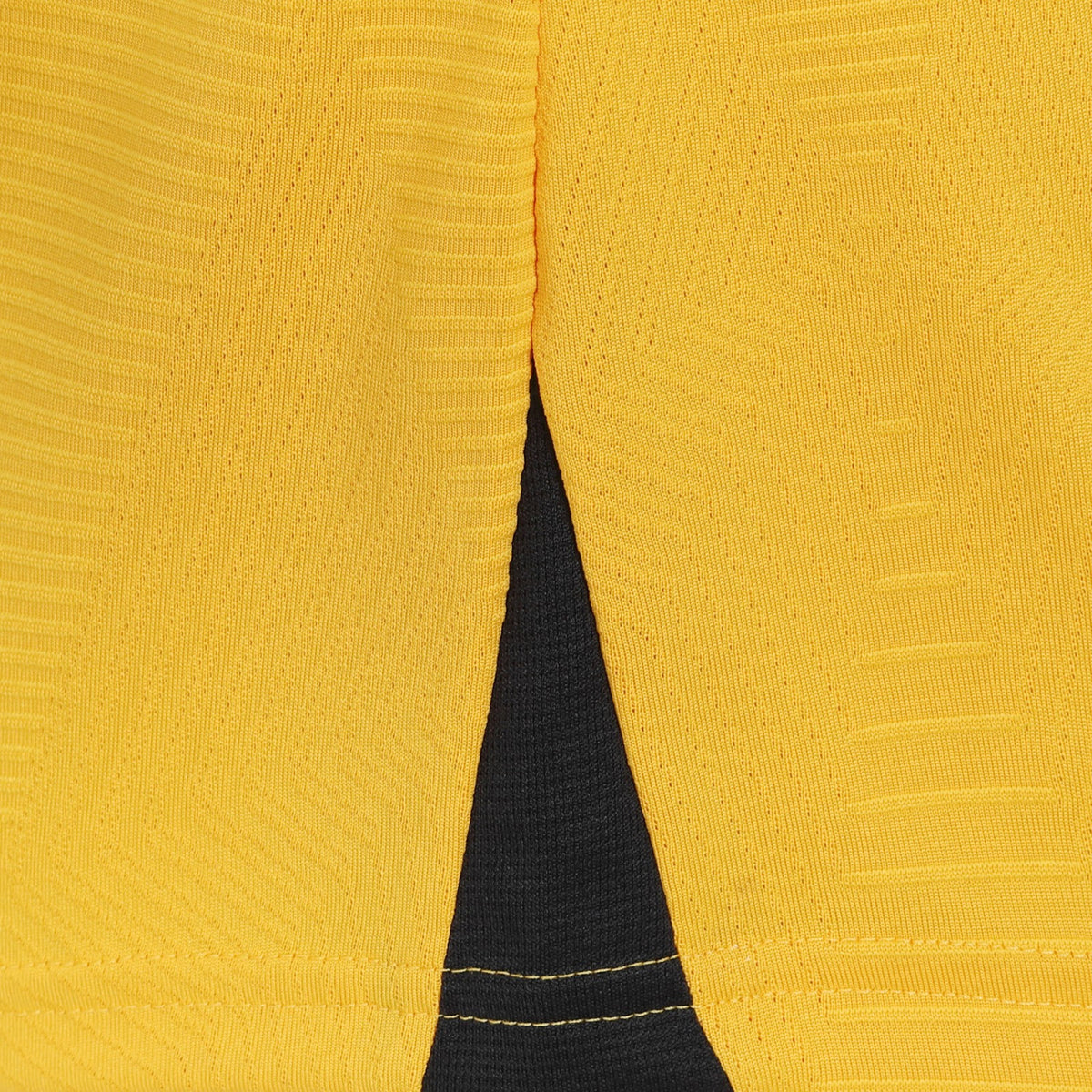 Camisa Wolverhampton I - 2024