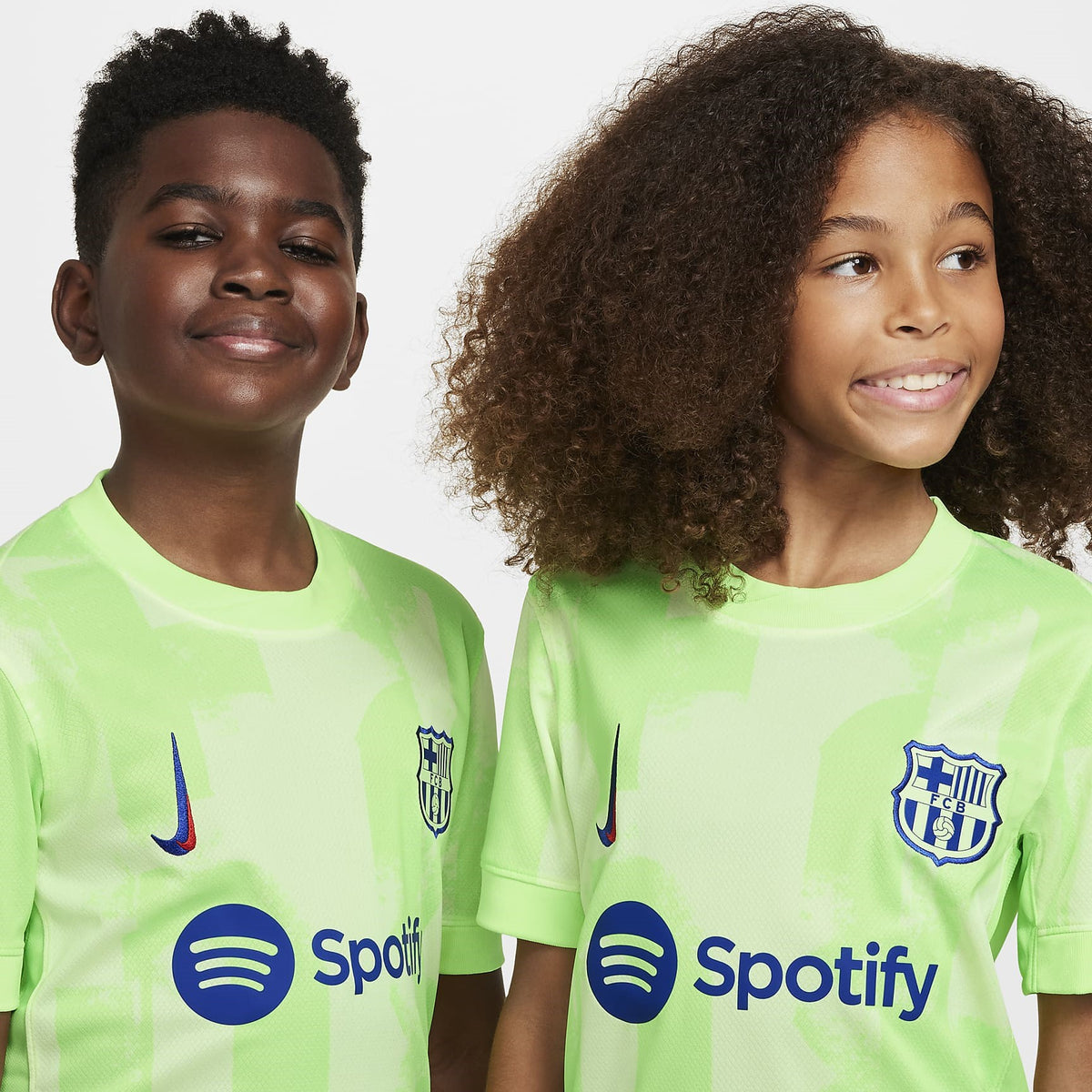 Conjunto Barcelona III 2024 - Infantil