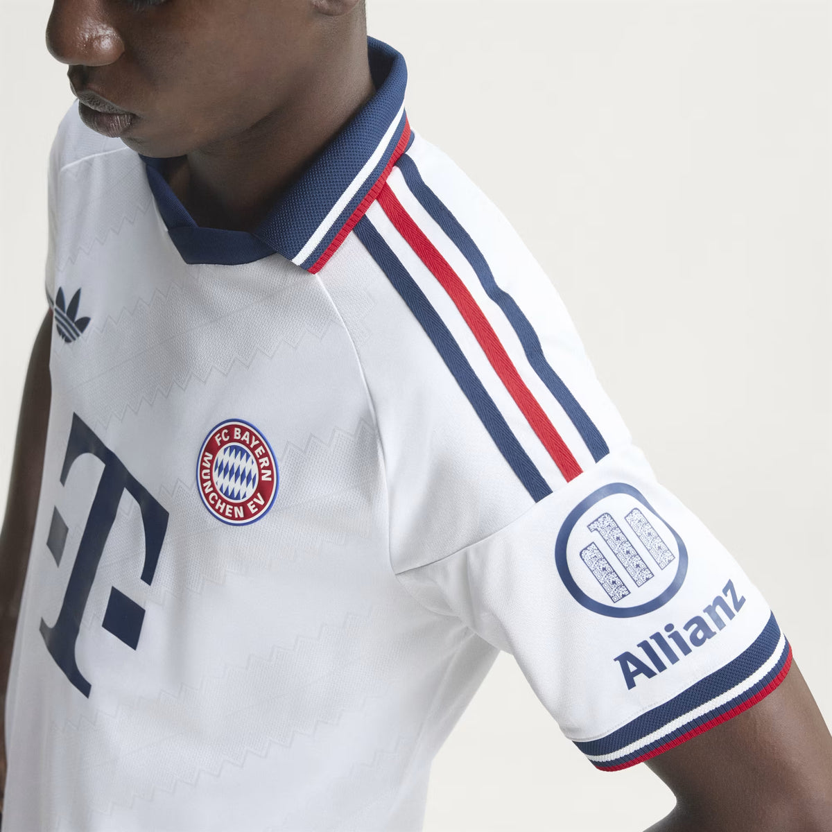 Camisa Bayern de Munique II - 2026/27 Modelo Jogador