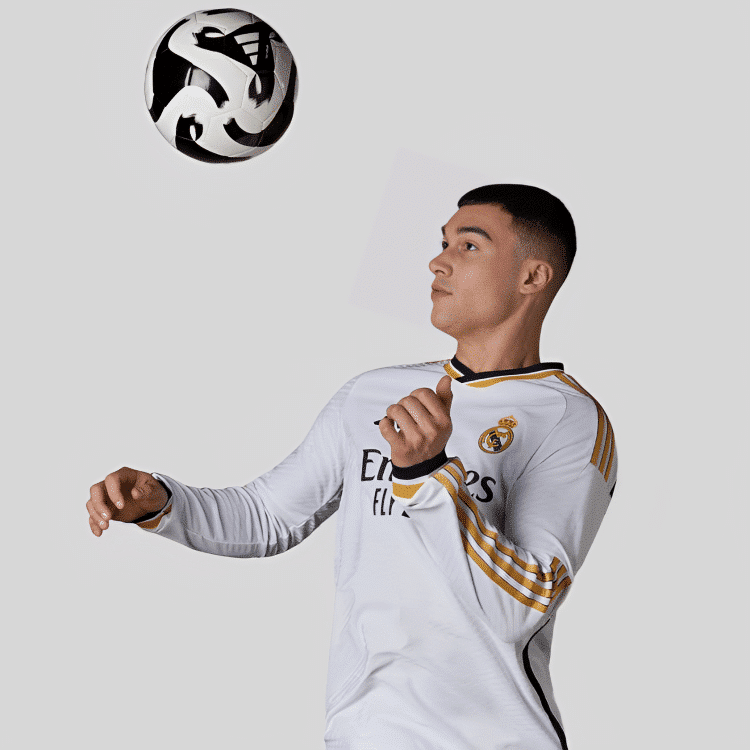 Camisa Real Madrid I Versão Jogador Manga Longa - 2023