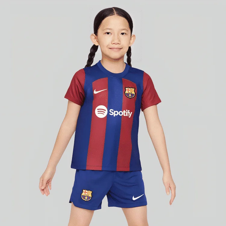 Kit Barcelona I 2023 - Infantil