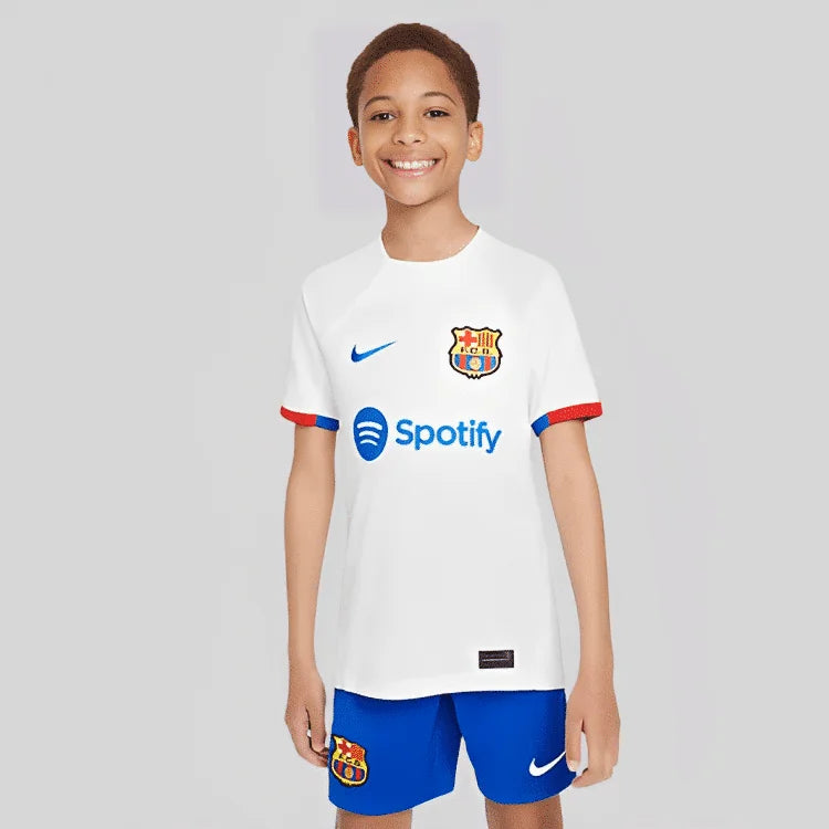 Kit Barcelona II 2023 - Infantil
